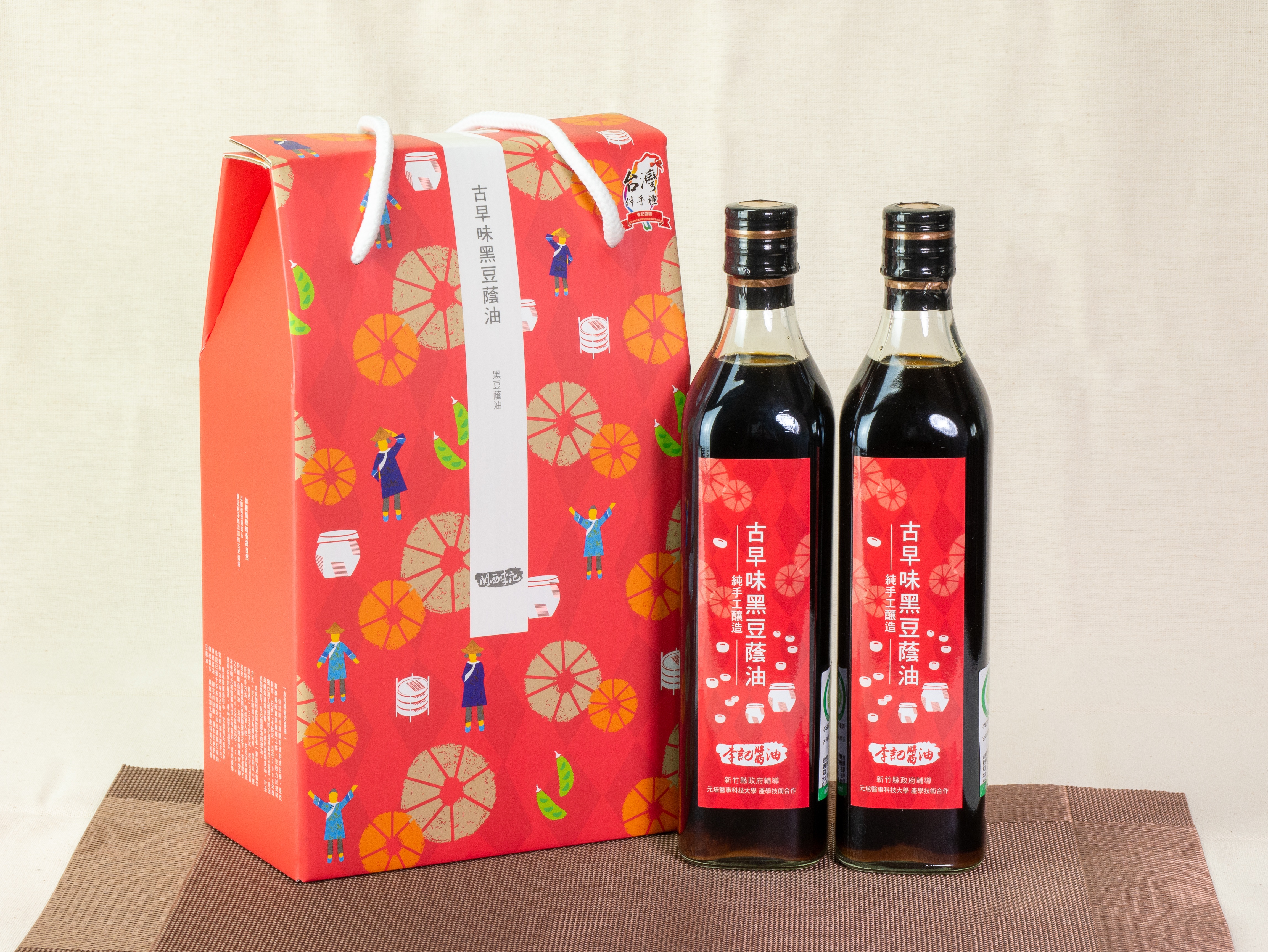 黑豆仙草醬油禮盒 圖片